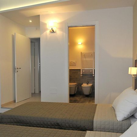 Le Stanze Sul Corso Bed & Breakfast Pescara Ruang foto