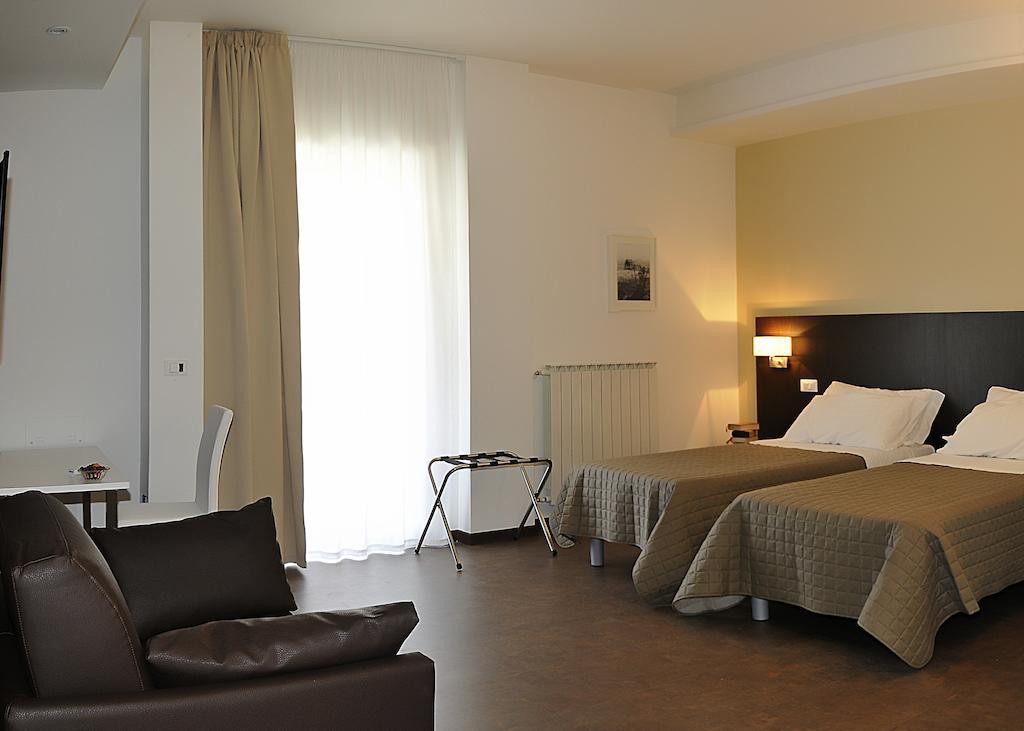 Le Stanze Sul Corso Bed & Breakfast Pescara Ruang foto