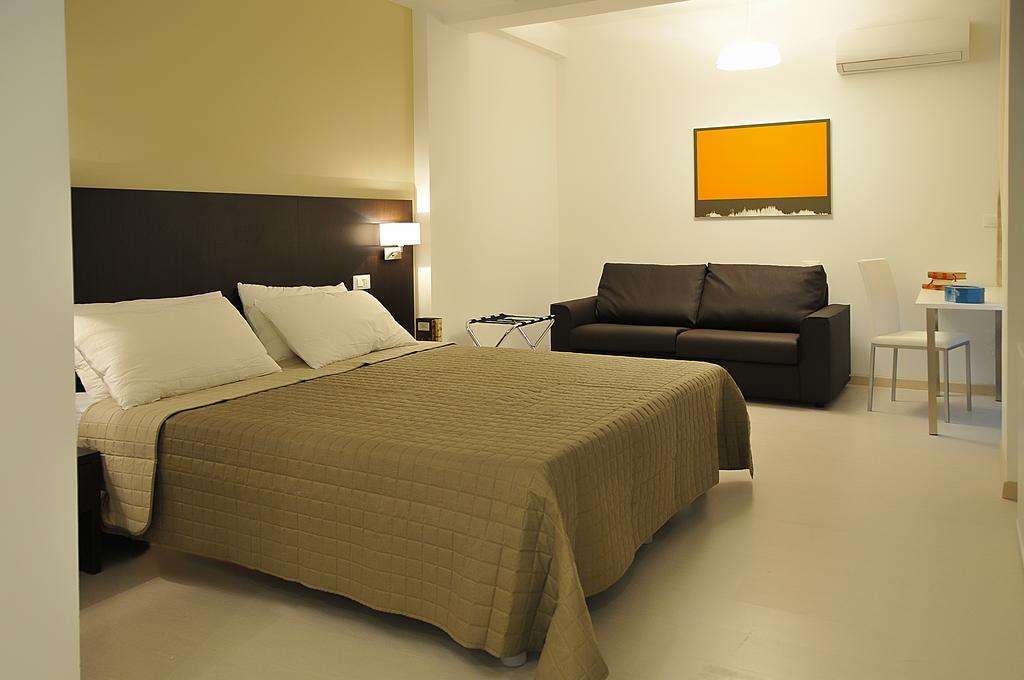 Le Stanze Sul Corso Bed & Breakfast Pescara Ruang foto